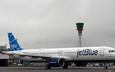 AVIÓN JETBLUE EVITA CHOQUE CON AERONAVE MILITAR ESTADOUNIDENSE CARIBE
