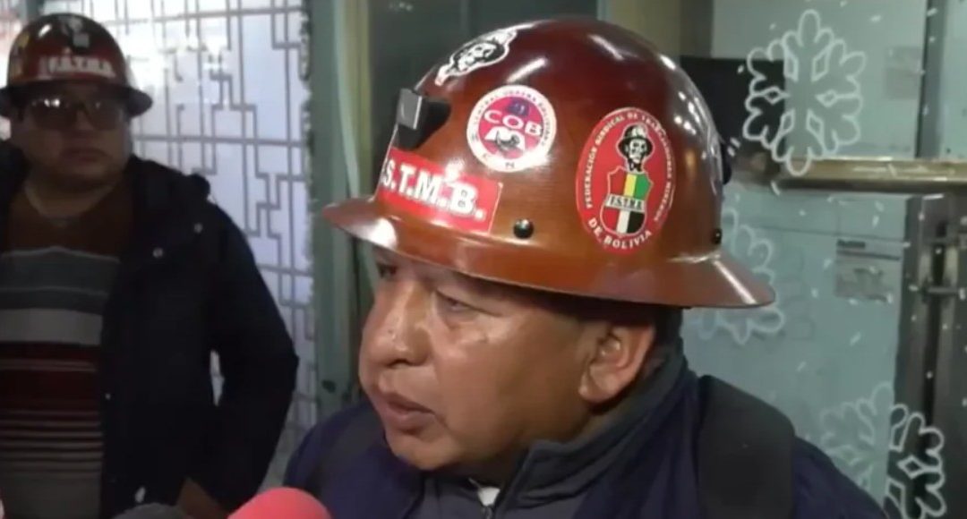 PAZ LOS CONVOCÓ Y NO LOS RECIBIÓ, MINEROS SE SIENTEN BURLADOS POR EL PRESIDENTE
