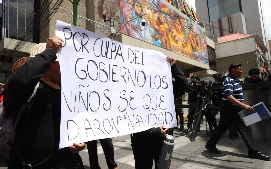 MASIFICACIÓN NACIONAL DE PROTESTAS PRESIONA AL GOBIERNO POR DECRETO 5503