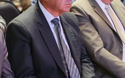 RENÉ CALLA CUESTIONA A OVIEDO Y AFIRMA QUE CONOCIO EL CASO MALETAS POR REDES SOCIALES