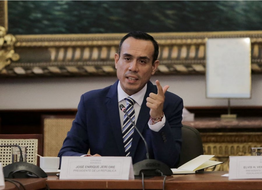 CONGRESO DESTITUYE A JOSÉ JERÍ Y PROFUNDIZA CRISIS PRESIDENCIAL EN PERÚ