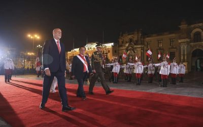 CONGRESO DE PERÚ ELIGE A BALCÁZAR COMO PRESIDENTE INTERINO