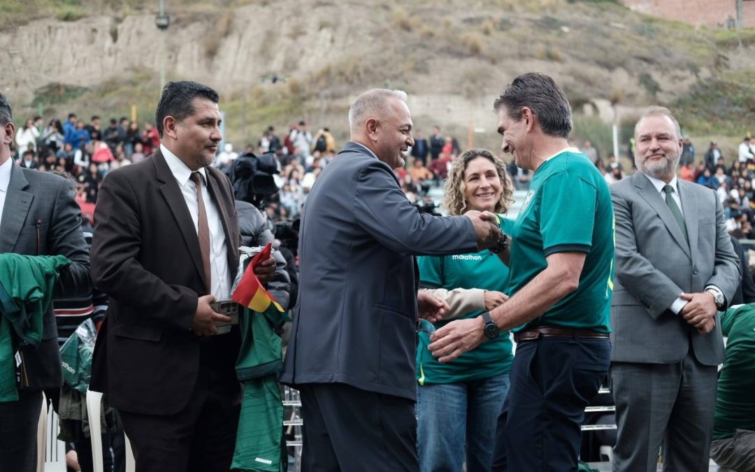 PRESIDENCIA CONFIRMA DIFUSIÓN ABIERTA DEL LOS PARTIDOS DE REPECHAJE DE BOLIVIA