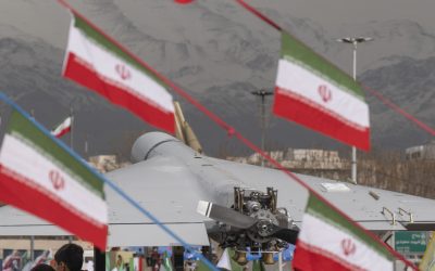 IRÁN GOLPEA OBJETIVOS MILITARES DE EE.UU. E ISRAEL Y ANUNCIA ATAQUES MÁS DUROS