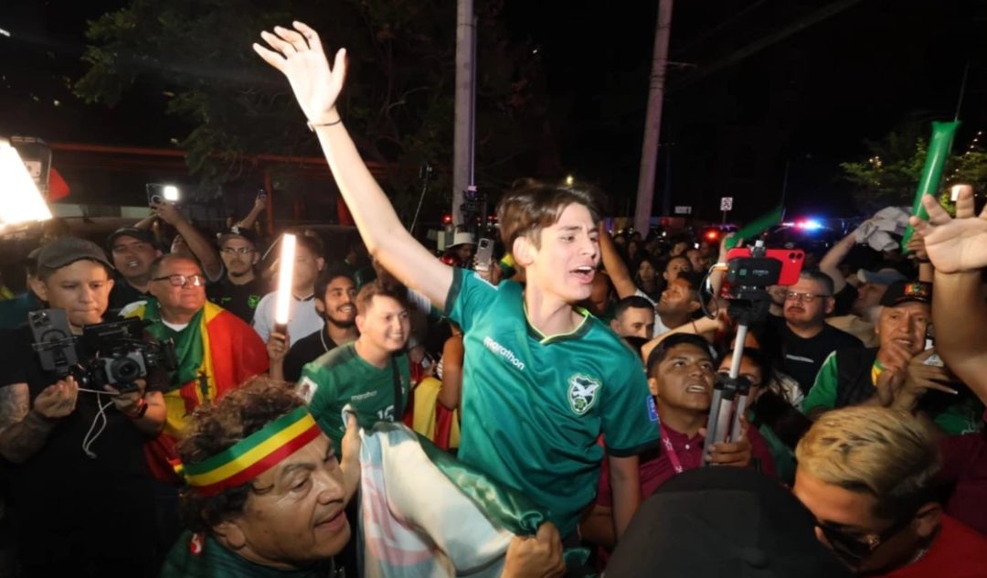 BOLIVIA SE JUEGA LA VIDA FUTBOLÍSTICA ANTE SURINAM