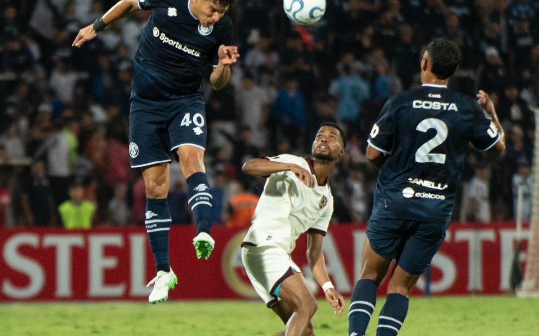 SIN RESPUESTA: BOLÍVAR Y ALWAYS TROPIEZAN Y QUEDAN COMPROMETIDOS EN LA LIBERTADORES