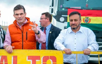 PAZ RATIFICA A MEDINACELI PESE A FALLAS EN LA GASOLINA