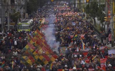 CABILDOS DEL 1 DE MAYO ARTICULAN FUERZA NACIONAL OBRERA Y AGUDIZAN RUPTURA CON EL GOBIERNO