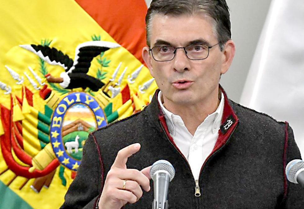 PAZ CRIMINALIZA LAS PROTESTAS Y SEPULTA EL DIÁLOGO CON LOS BLOQUEADORES
