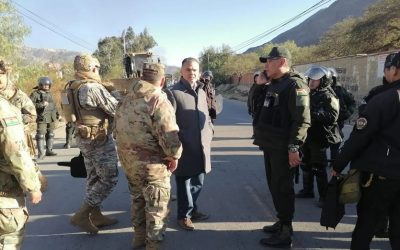 GOBIERNO ANALIZA TOQUE DE QUEDA ANTE RESISTENCIA A DESBLOQUEOS