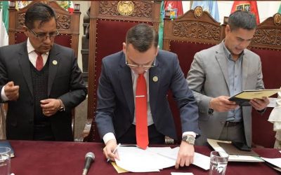 JUSTICIA AMENAZA CON PARO Y GOBIERNO BUSCA FRENAR LA CRISIS INSTITUCIONAL