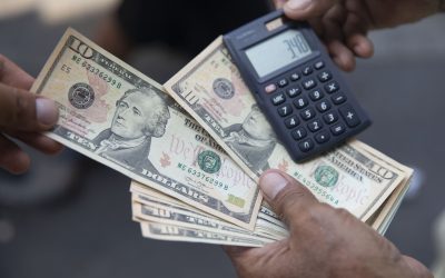 DÓLAR FLEXIBLE PRESIONA COSTOS, DEUDAS Y PRECIOS EN BOLIVIA