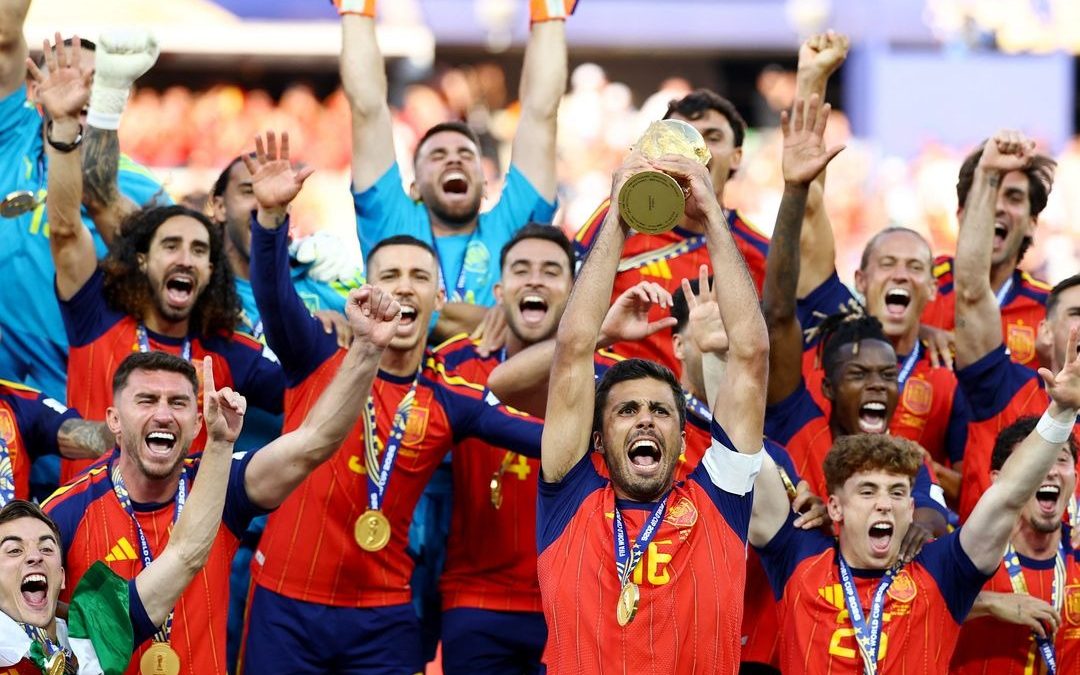 ESPAÑA RECUPERA LA GLORIA Y APAGA EL ÚLTIMO MUNDIAL DE MESSI