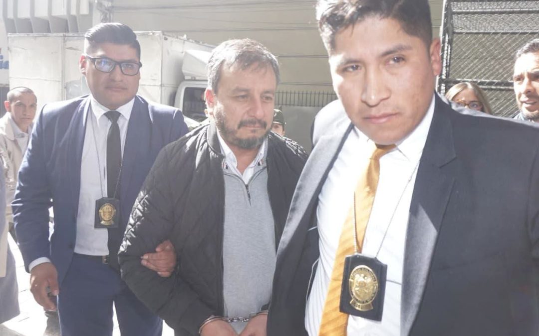 MEDINACELI CAE POR INVESTIGACIÓN DE LA GASOLINA BASURA
