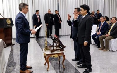 PAZ CAMBIA SU GABINETE Y ELIMINA UN MINISTERIO