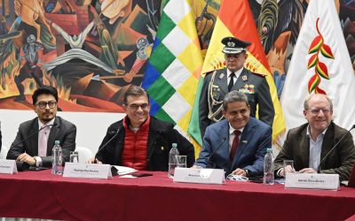 PAZ SE APOYA EN 10 DE 343 MUNICIPIOS DE BOLIVIA PARA SU PROYECTO 50/50