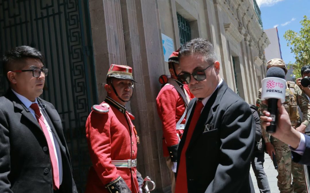 LARA POSESIONARÁ ESTA NOCHE A URIOSTE COMO FISCAL GENERAL INTERINO