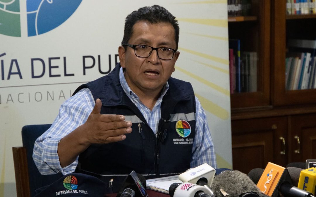 DEFENSORÍA MARCA DISTANCIA DE RODRIGO PAZ Y REIVINDICA SU AUTONOMÍA